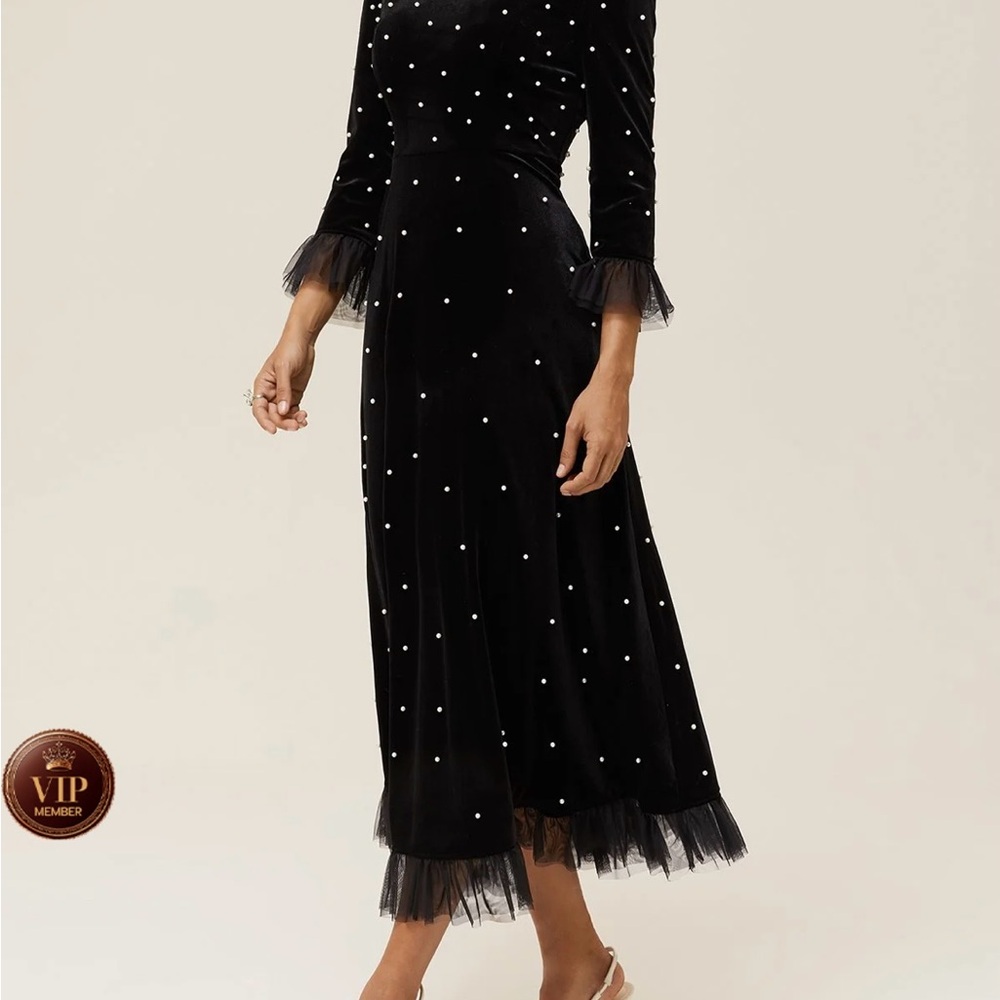 Black Beaded Ruffled Mock
Neck Three Quarter Sleeve A-
Line Maxi Velvet Dress - Picture 9 of 9